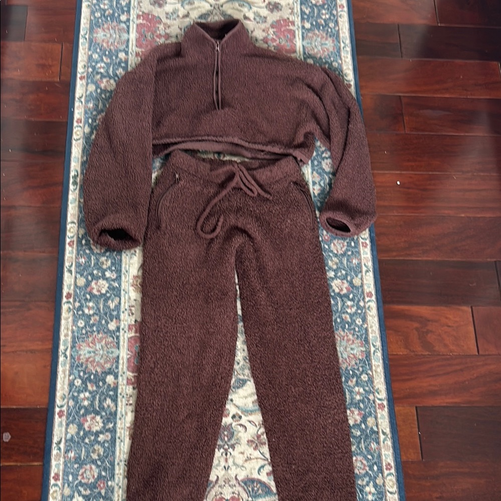 SKIMS Chocolate Fleece Lounge Set